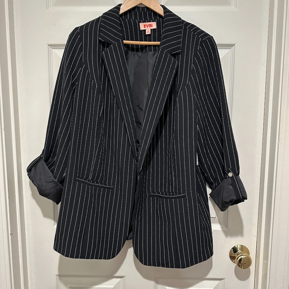 EVRI Pinstripe Blazer 0X NWT